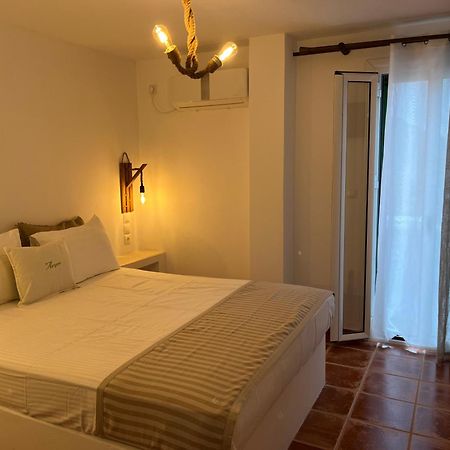Astrio Suites Livadi  외부 사진
